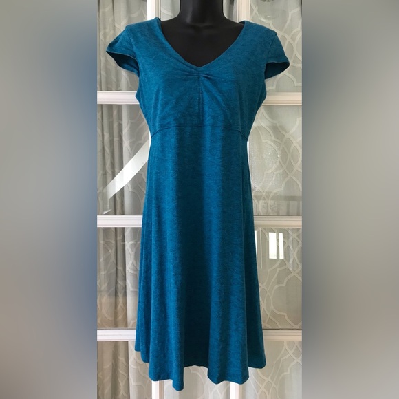 Toad&Co. size Small blue dress w/ beautiful geometric pattern excellent used - Picture 4 of 16